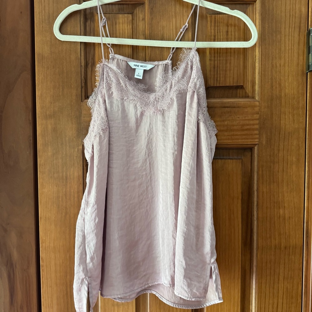 Nine West Cami Tank Top Women’s Large Dusty Rose Pink Lace Trim V Neck Satin